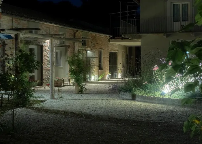 Vigne Di Fagnano 1709 Eco Relais Country house Santo Stefano Belbo